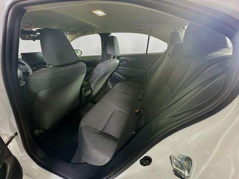 Used 2024 Toyota Corolla LE image 27