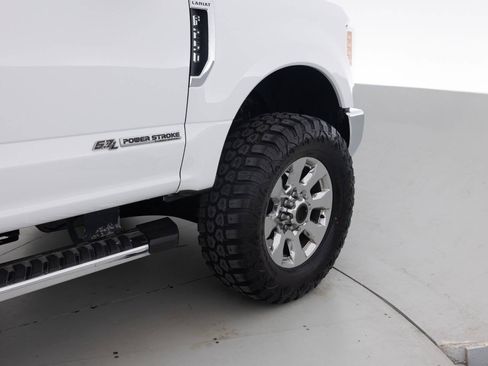 Used 2019 Ford F250 Lariat w/ Lariat Ultimate Package AWD/4WD image 19