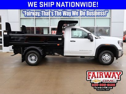New 2026 GMC Sierra 3500 Pro w/ Convenience Package