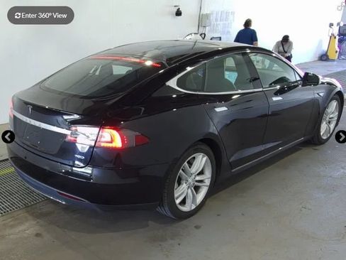 Used 2015 Tesla Model S 70D AWD/4WD image 2