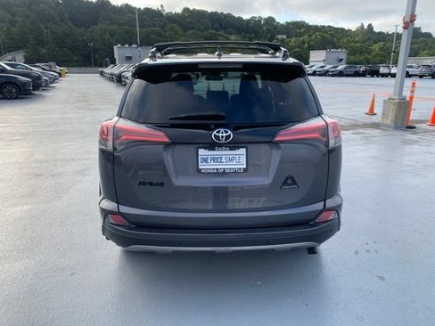 Used 2018 Toyota RAV4 Adventure AWD/4WD image 7