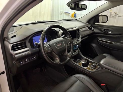 Used 2022 GMC Acadia AT4 w/ GMC Pro Grade Package AWD/4WD image 28