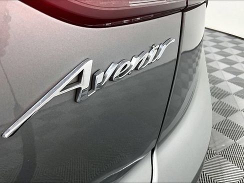 Used 2023 Buick Envision Avenir AWD/4WD image 15
