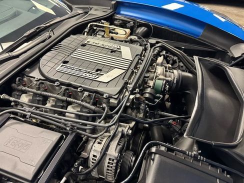 Used 2015 Chevrolet Corvette Z06 w/ 3LZ Preferred Equipment Group RWD image 22
