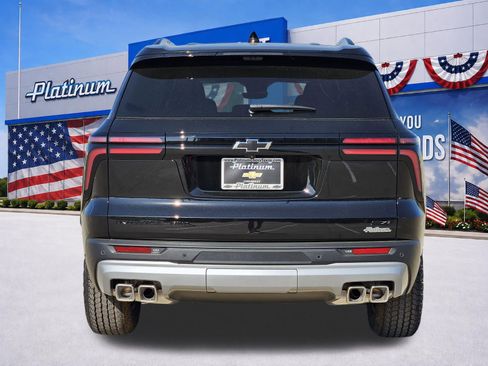 New 2026 Chevrolet Traverse Z71 w/ Driver Confidence Package AWD/4WD image 8