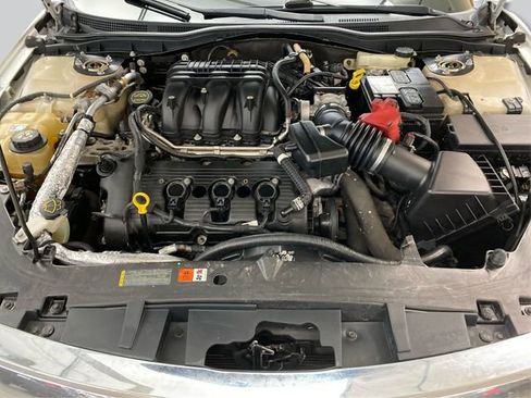 Used 2010 Ford Fusion SEL image 11