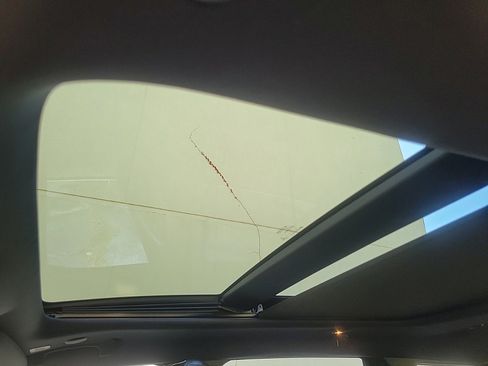 Used 2022 Jeep Grand Cherokee Limited w/ Tech Group image 19