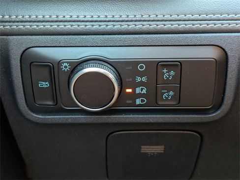 Used 2024 Ford Mustang Premium image 21