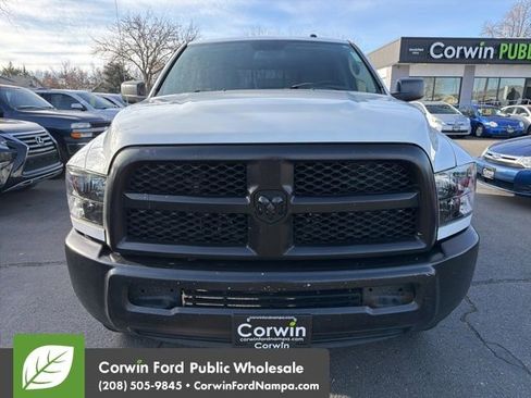Used 2014 RAM 2500 SLT image 2