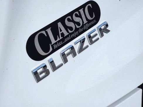 Used 2024 Chevrolet Blazer LT w/ Convenience Package image 12