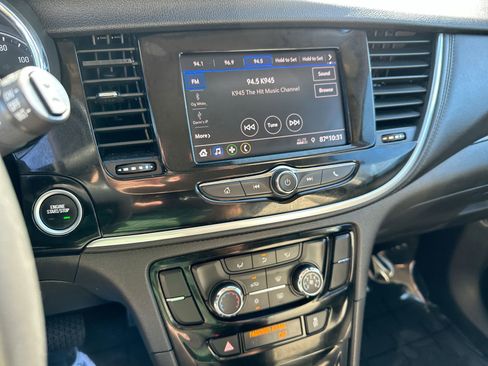 Used 2022 Buick Encore Preferred w/ Safety Package image 16