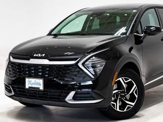 Certified 2025 Kia Sportage LX video 2