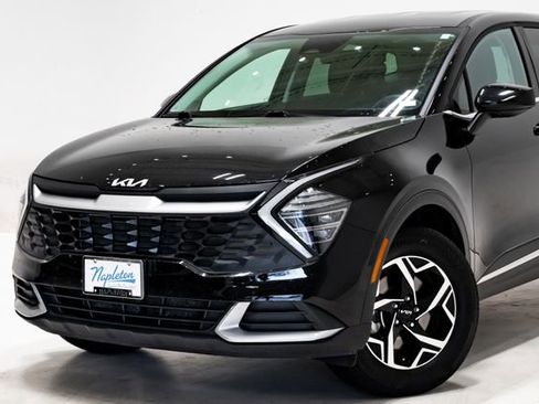 Certified 2025 Kia Sportage LX image 2