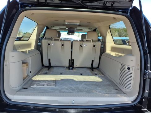 Used 2014 Chevrolet Suburban LT w/ All-Star Edition image 17
