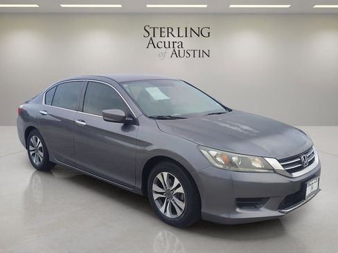 Used 2013 Honda Accord LX image 3
