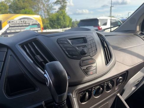 Used 2019 Ford Transit 250 130 Low Roof RWD image 16