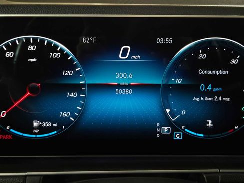 Used 2022 Mercedes-Benz GLE 350 4MATIC w/ Premium Package image 26