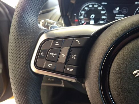 Used 2021 Jaguar F-TYPE R AWD/4WD image 17