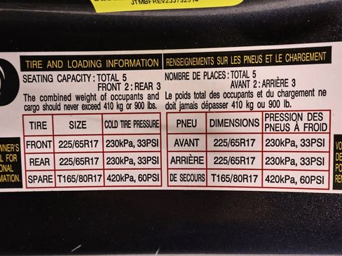 Used 2018 Toyota RAV4 LE w/ Carpet Mat Package AWD/4WD image 33