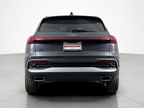 Used 2025 Audi Q5 Premium Plus w/ Premium Plus AWD/4WD image 4