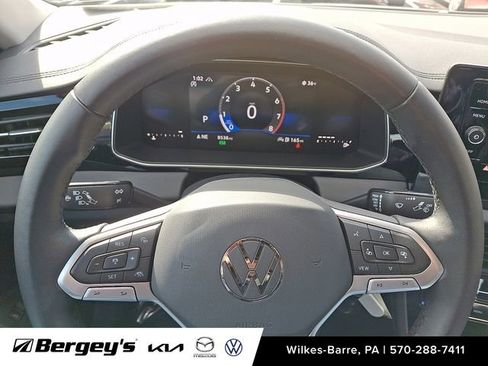 Certified 2025 Volkswagen Jetta S image 21