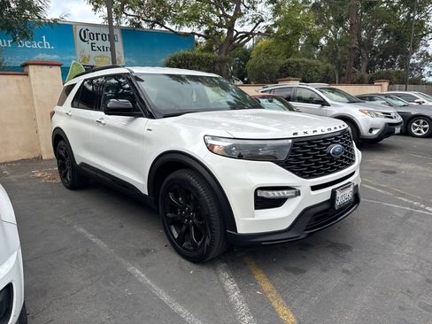 Used 2023 Ford Explorer ST-Line w/ Class IV Trailer Tow Package RWD image 17