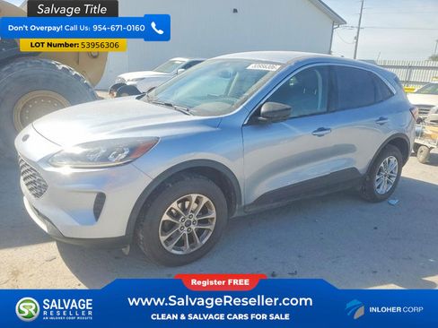 Used 2022 Ford Escape SE w/ Cold Weather Package AWD/4WD image 1