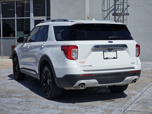Used 2021 Ford Explorer Limited w/ Equipment Group 301A AWD/4WD image 6