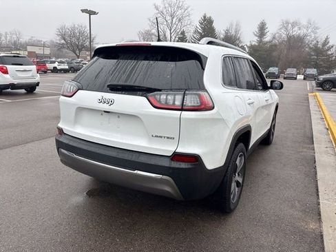 Used 2019 Jeep Cherokee Limited image 7