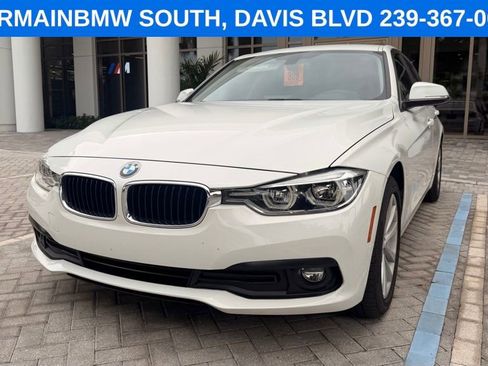 Used 2018 BMW 320i Sedan RWD image 2
