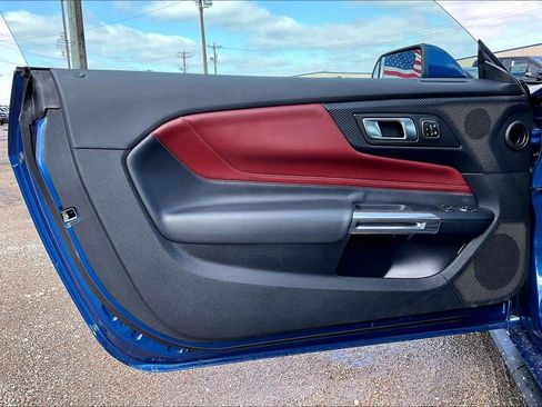 Used 2024 Ford Mustang GT Premium image 15