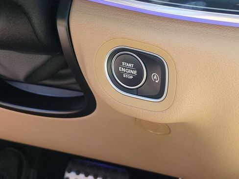 Used 2024 Mercedes-Benz GLS 450 4MATIC image 18