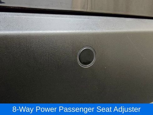 Used 2021 GMC Acadia SLT w/ Preferred Package image 11