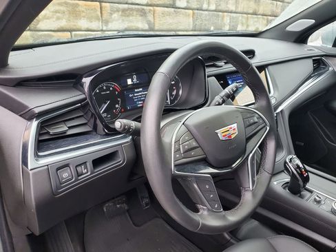 Certified 2023 Cadillac XT5 Premium Luxury image 22