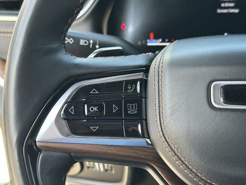 Used 2022 Jeep Grand Cherokee L Summit w/ Advanced Protech Group IV AWD/4WD image 12