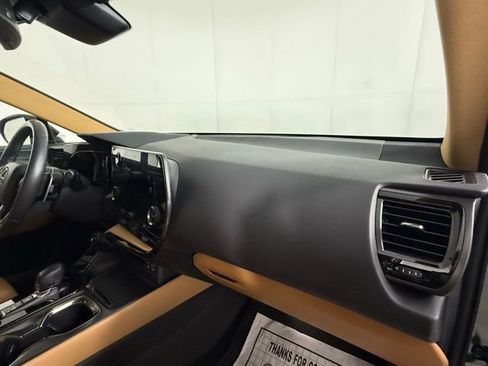 Used 2024 Lexus NX 250 FWD w/ Towing Package (2000 Lbs) image 36