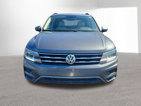 Used 2018 Volkswagen Tiguan SEL image 16