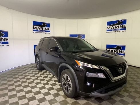 Used 2023 Nissan Rogue SV FWD image 4