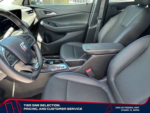 Used 2025 Buick Encore GX Sport Touring FWD image 10