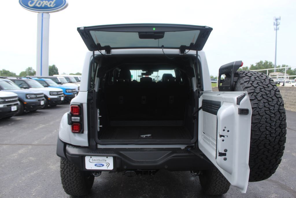New 2026 Ford Bronco Raptor w/ Interior Carbon Fiber Pack AWD/4WD image 18