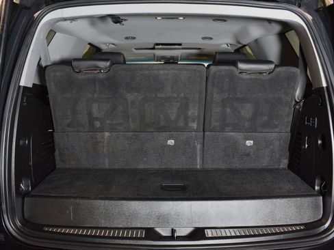 Used 2019 Chevrolet Tahoe LT image 27