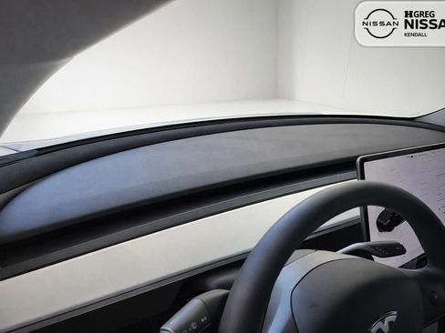 Used 2022 Tesla Model 3 RWD image 10