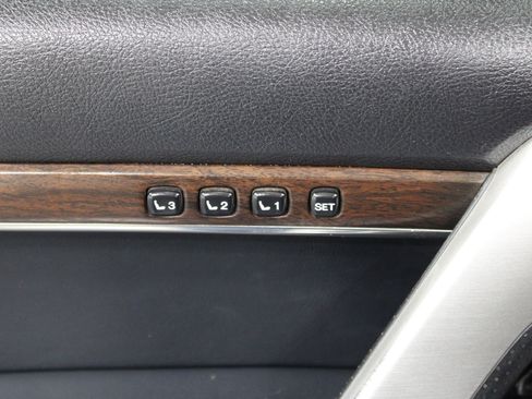 Used 2018 Toyota Land Cruiser AWD/4WD image 8