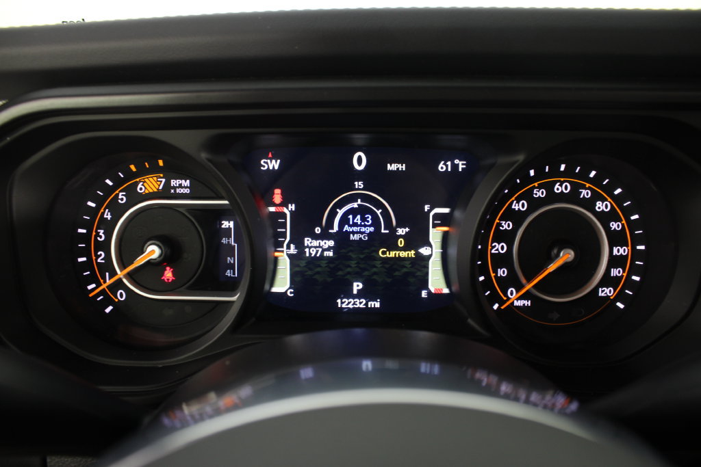 Used 2026 Jeep Wrangler Unlimited Sahara AWD/4WD image 18