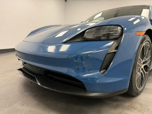 Used 2024 Porsche Taycan image 15