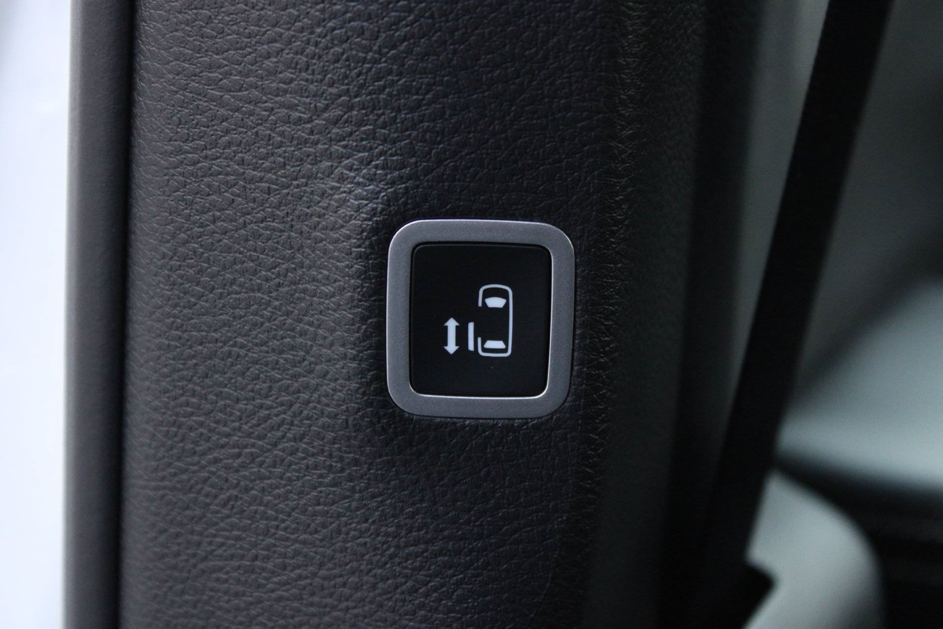New 2027 Chrysler Pacifica Select FWD image 20