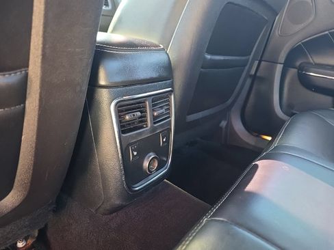 Used 2014 Dodge Charger R/T RWD image 11
