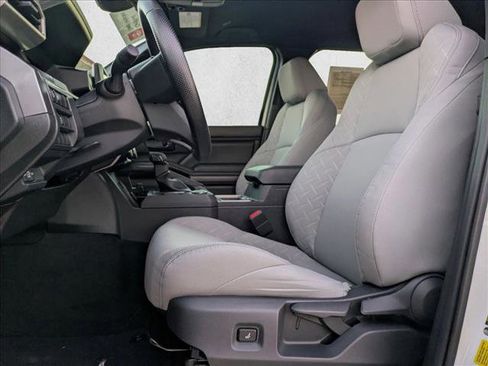 Certified 2025 Toyota Tacoma SR5 image 16