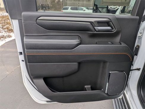 Used 2024 GMC Sierra 2500 AT4 w/ AT4 Premium Plus Package image 29