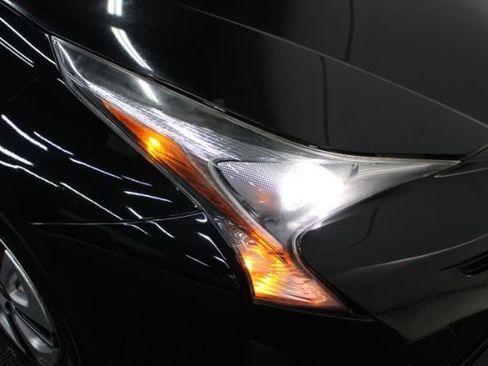 Used 2016 Toyota Prius Three image 24